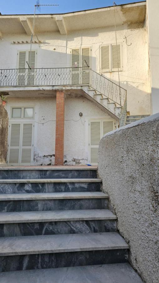 Bilocale In Centro Ischia Forio (Isola d'Ischia) Exterior foto